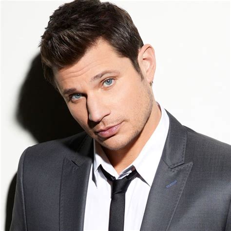 nick lachey singer.